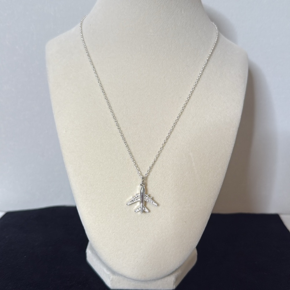 #011 Silver Tone Airplane Pendant Necklace